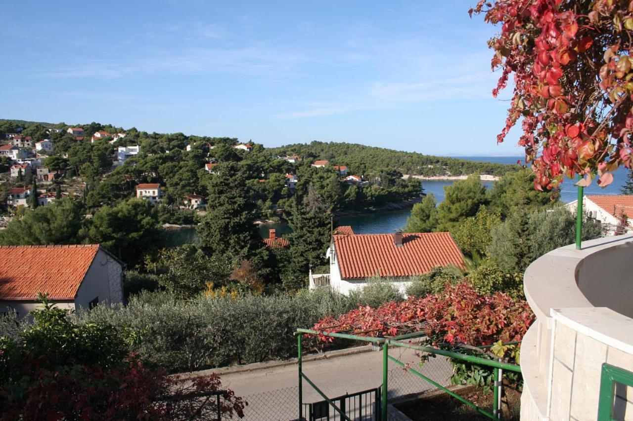 Apartments By The Sea Splitska, Brac - 2923 Postira Zewnętrze zdjęcie
