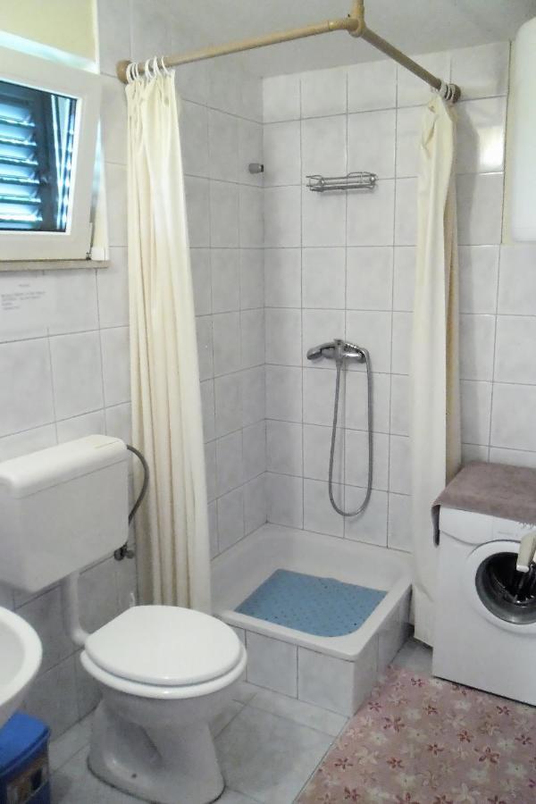 Apartments By The Sea Splitska, Brac - 2923 Postira Zewnętrze zdjęcie